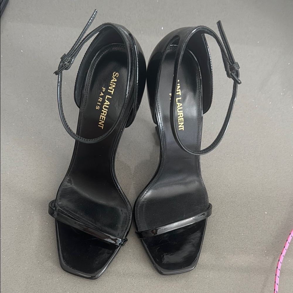 Saint Laurent Glossy Black Heels - Picture 3 of 4